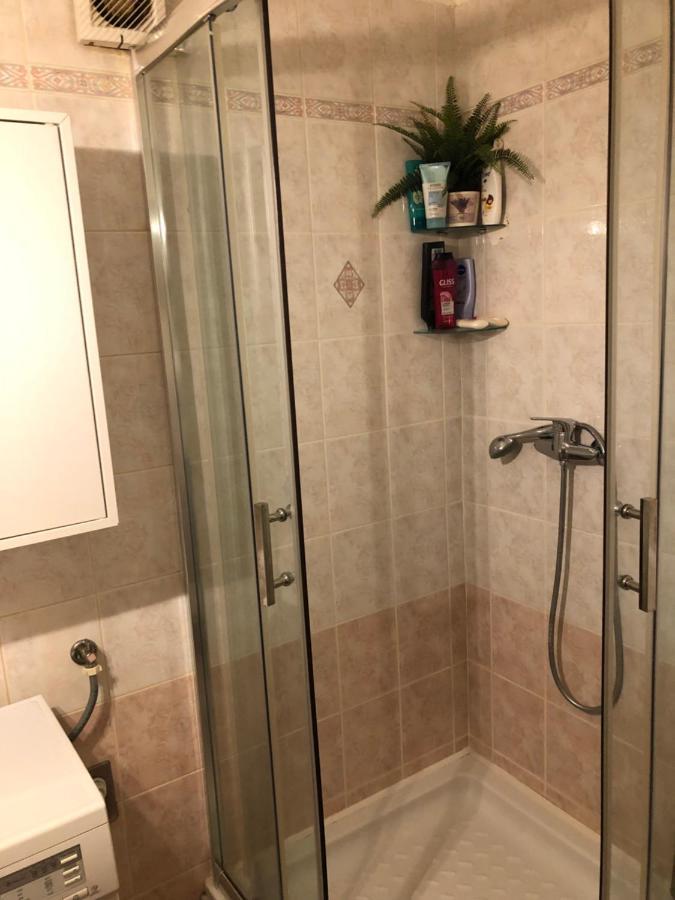 Cosy Apartment-Private Parking Загреб Екстериор снимка